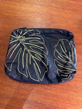 Aloha Collection small pouch